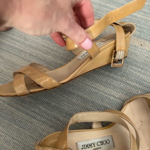 Jimmy Choo nude patent sandal - Picture 3 of 4